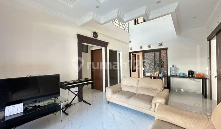 Rumah Siap Huni 2 Lantai di Turangga Furnished
