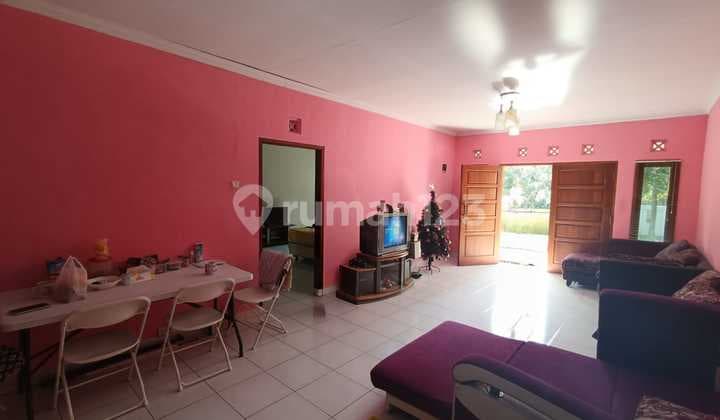 Rumah Asri Terawat Nyaman Lokasi di Sariwangi