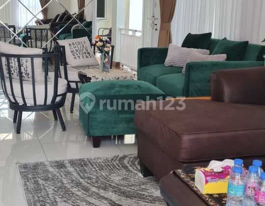 Rumah Minimalis Modern di Terusan Sersan Bajuri