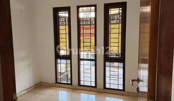 Rumah Minimalis Modern Lokasi di Mekar Wangi