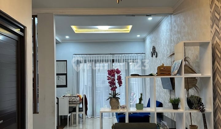 rumah minimalis modern 2 lantai di setra dago antapani
