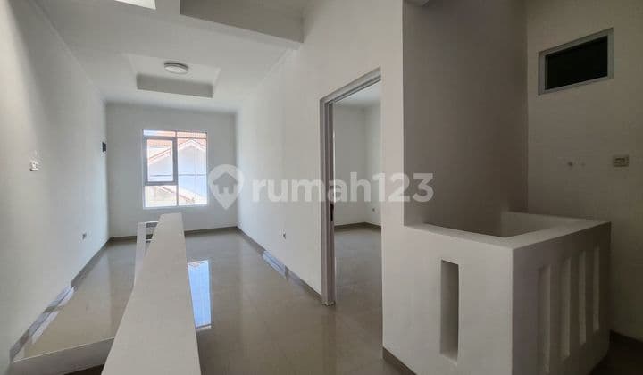 comfortable minimalist house in the turangga area