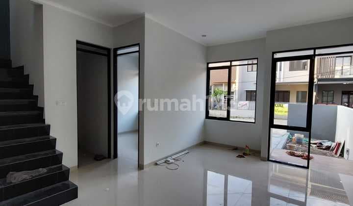 Rumah Baru Modern Minimalis di Cluster Antapani