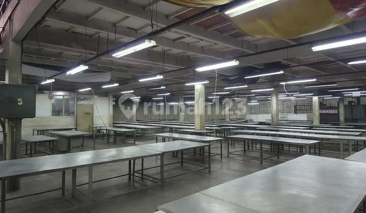 Gudang Lokasi Strategis Dekat Pintu Tol Kopo