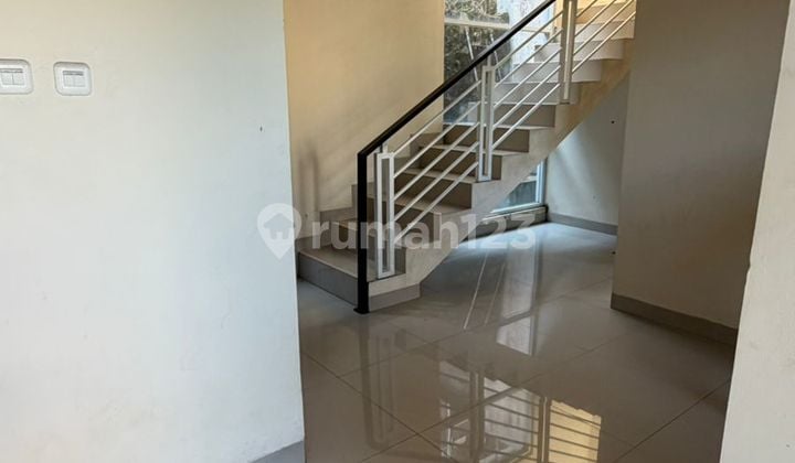 Rumah Minimalis Modern di Padasuka Dekat Cicaheum