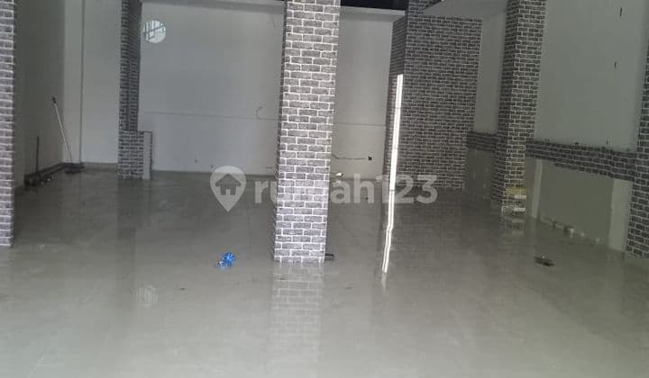 Disewakan Ruko Tengah Kota 2 Lantai di Jl. MH. Thamrin Semarang
