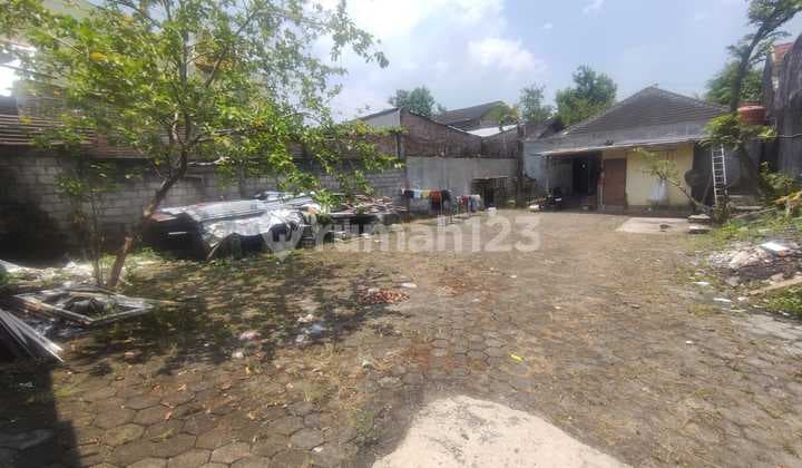 Dijual Rumah Kos Lokasi Ramai Penduduk di Jl. Menoreh Semarang