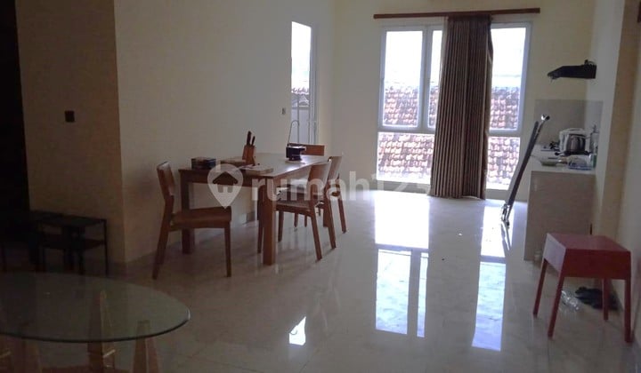 Disewakan TownHouse Tengah Kota di Jl. Kelengan Besar Semarang