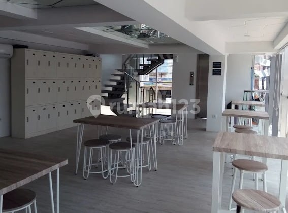 Hotel Strategis Tengah Kota Lokasi di Jl. Gajahmada Semarang