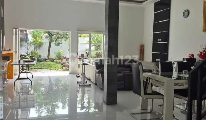 For Sale House in Strategic Location at GreenWood Housing Estate, Semarang