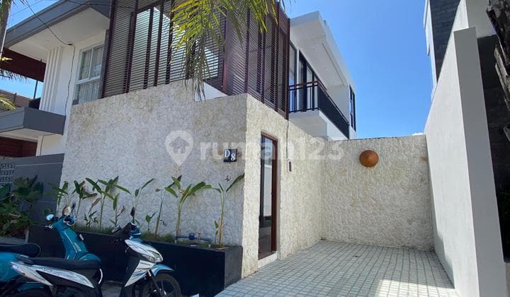 Villa Tropical Minimalis Nusa Dua Dekat Pantai Pandawa