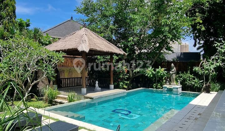 Villa Ungasan Halaman Luas 4 Km Ke Pantai Melasti Bali