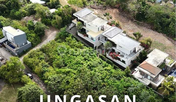 Tanah Ungasan Dekat Nourish Cafe Lingkungan Villa Area Bali