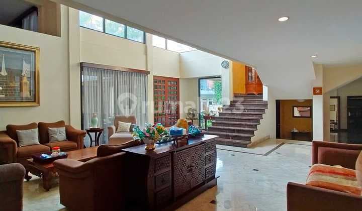 Rumah Bagus Luas Ada Kolam Renang Pribadi di Jeruk Purut, Cilandak, Jakarta Selatan