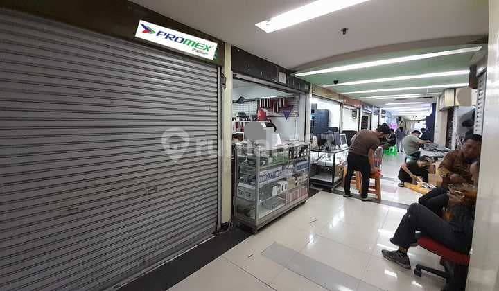 Kios di Harco Mangga Dua Jakarta Pusat, Jakarta Barat