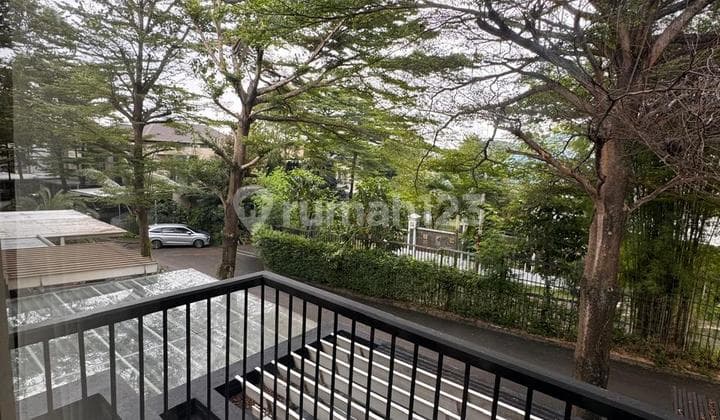 Rumah 2 Lantai di Serenia Hills Lebak Bulus Jakarta Selatan