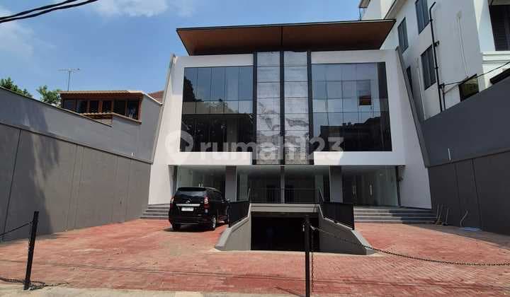 Bangunan 4Lantai Strategis Terawat,di Duren Sawit Jakarta Timur