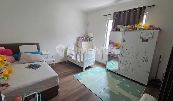 Sell Golf Island House