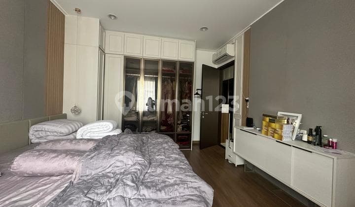 Sell Golf Island House PIK 2