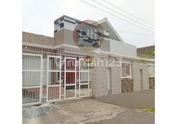 House on Kawi Street, Semarang