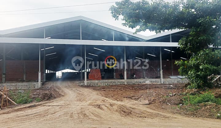 Gudang di Randu Garut Semarang