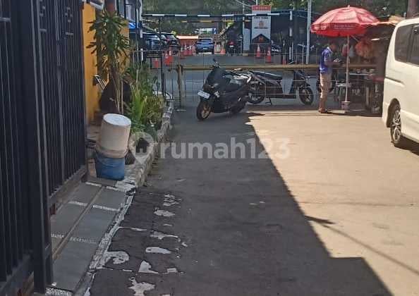 Rumah Standar 1,5 Lantai Kelapa Kopyor Dekat Mall Kelapa Gading Nego