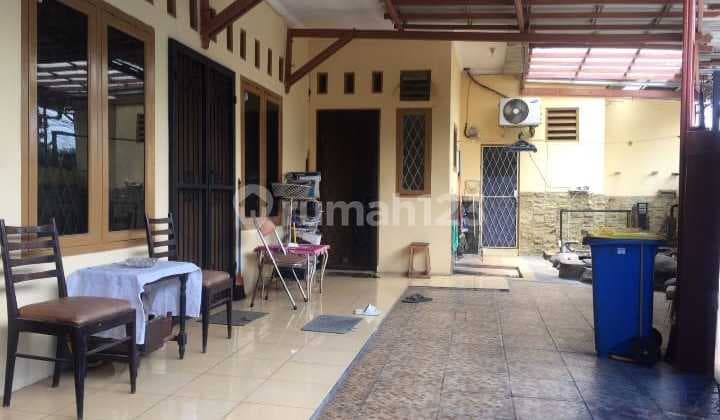 Rumah SHM Duren Sawit Sederhana 1 Lantai Dekat Stasiun Kereta Api