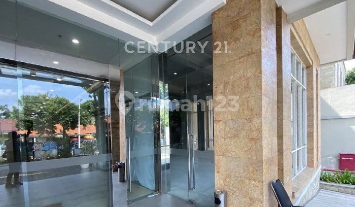 Ruang Usaha Disewakan Lokasi Strategis Di Kemang Raya