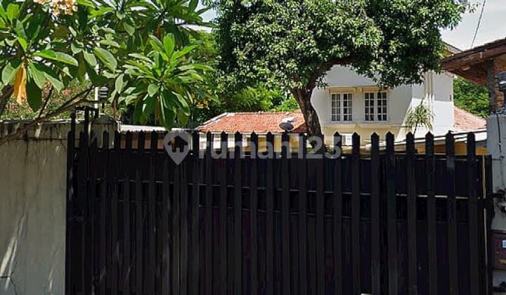 Dijual Tanah Dengan Bangunan Beberapa Rumah Di Kebagusan