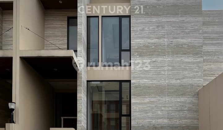 Rumah Modern Minimalis 3 Lantai Dalam Cluster di Pejaten Barat