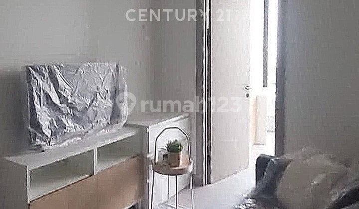 Unit Baru 1 Kamar Corner Siap Huni Di Fatmawati City Center
