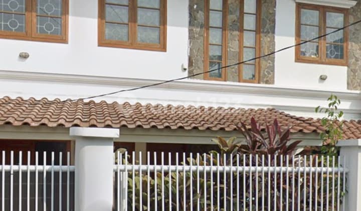 Rumah 2 Lantai bisa untuk Kantor di Cipete Utara