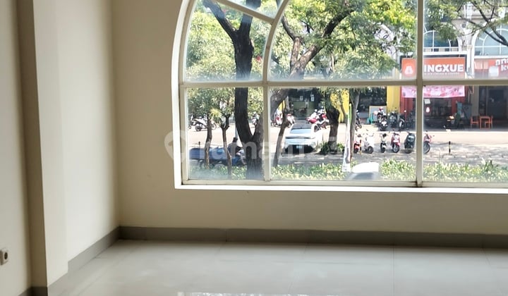 Sewa Cepat Ruko Hoek Green Lake City. Hadap Jalan Utama