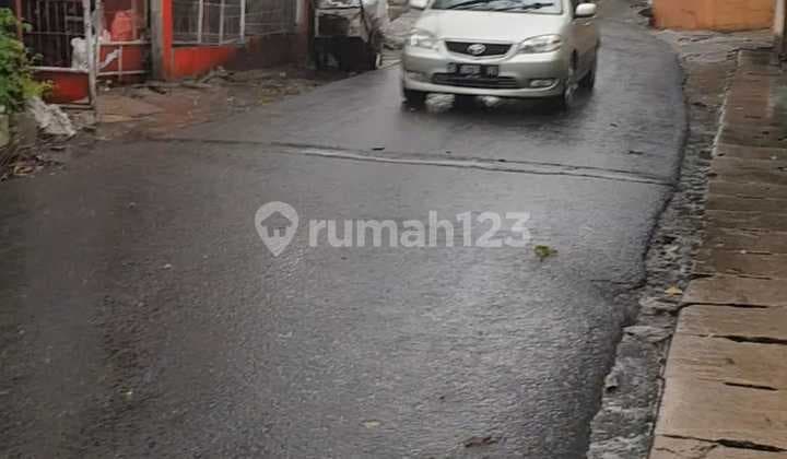 Tanah di jl Mandor Hasan Cipayung. Luas 5128 m2. Urug.