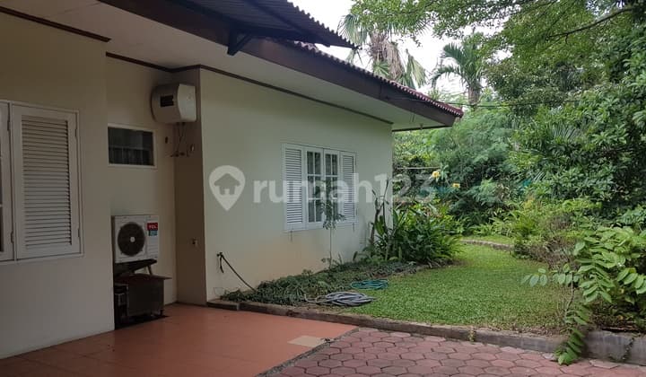 Rumah Hook. kavling DKI. meruya. 375 m2.