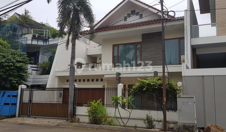 Green Garden House, Cluster, Peaceful. Land Area 268 sqm. Bright. Good Air Circulation. IDR 5.1 M.