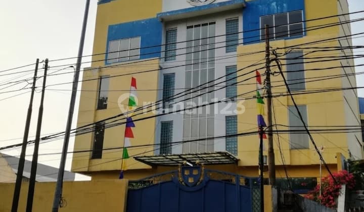 Ruang Kantor Di Tomang Raya. Bisa Perlantai Atau Sesuai Kebutuhan