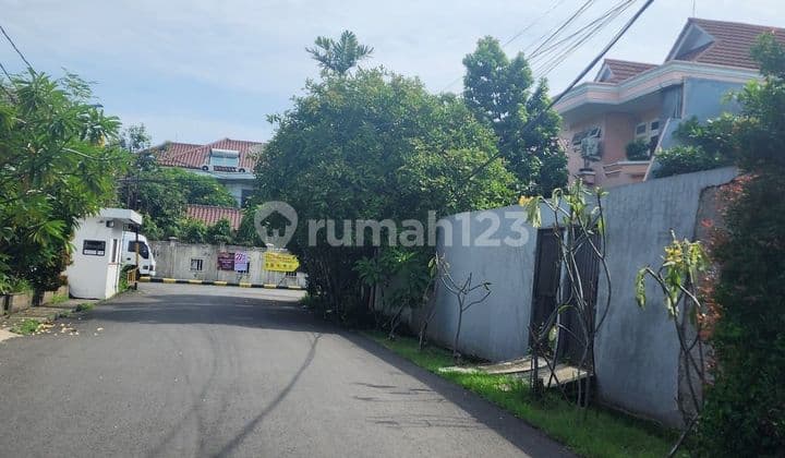 Adjacent Lots 2 X @250 m2. In DKI Lots. North Meruya. West Jakarta.