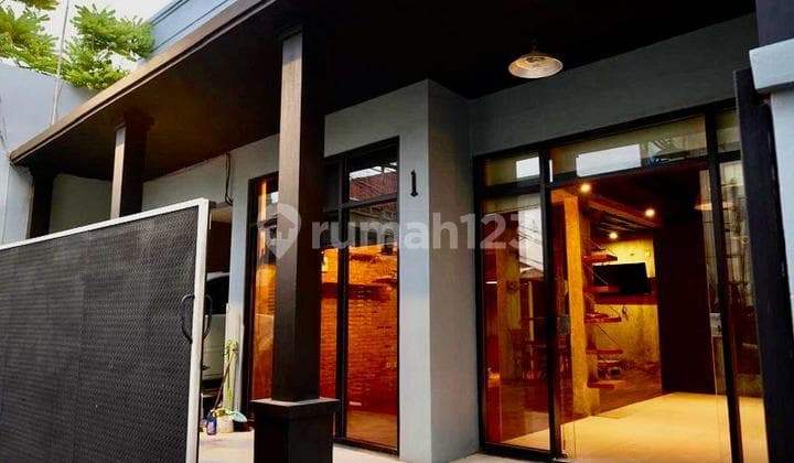 Rumah Ideal untuk Small Family - Business Owners di Tebet Jaksel