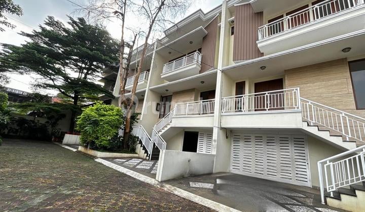 Rumah Baru Nyaman di Ampera Jakarta Selatan Cluster Maharani