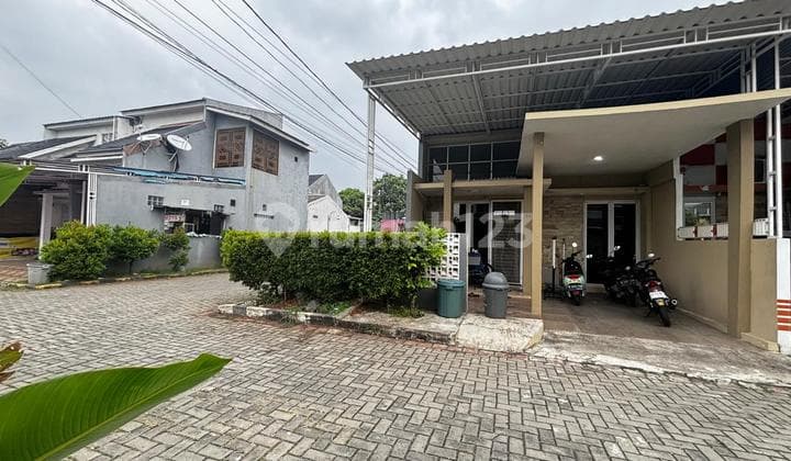 Rumah Hook Di Primera Residence Tangerang, 2 Muka