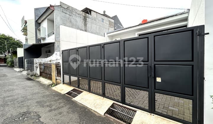 Nice New House Semi-Furnished 2 Car Garage SHM IMB Tebet