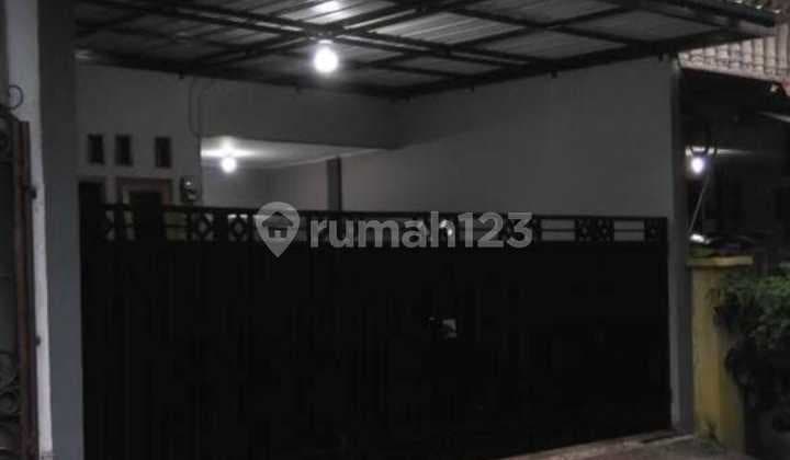 Nice House with SHM in Pancoran, South Jakarta