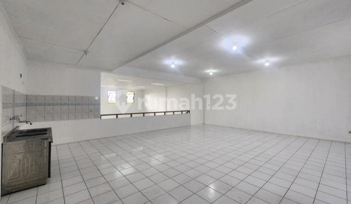 For Rent Building Suitable For Office Or Warehouse In Gunung Agung, Denpasar