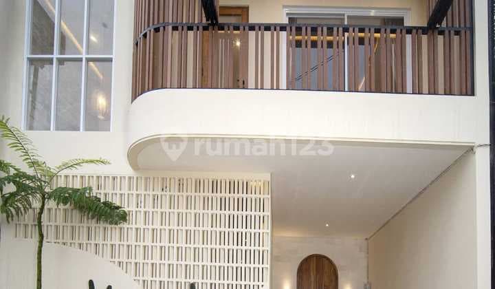 For Sale Leasehold Villa Tumbakbayuh
