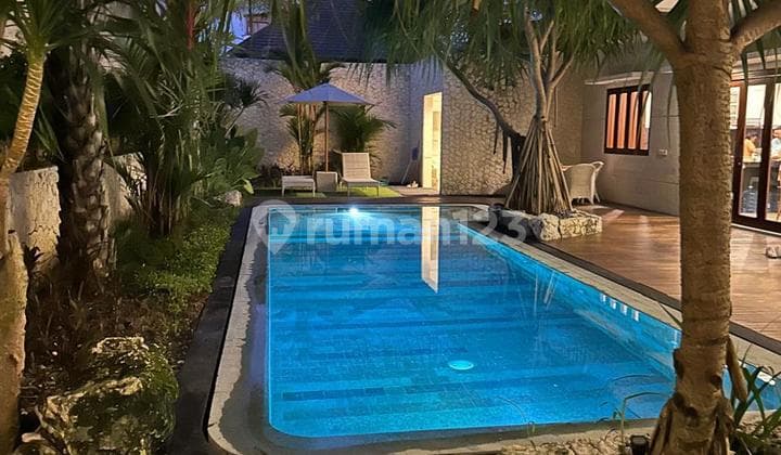 Dijual Villa Mewah Area Umalas Kerobokan Seminyak