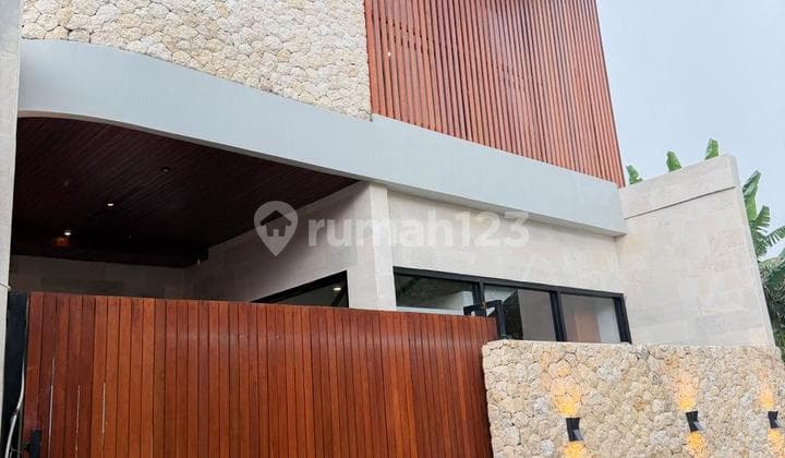villa baru jual daerah munggu