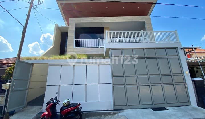 Dijual Rumah Mewah Pusponjolo Karangayu 2 Lantai Full Furnished