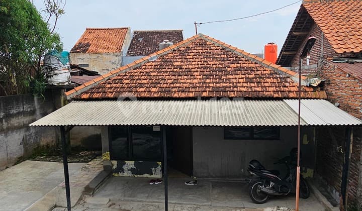 Dijual Rumah Hitung Tanah di Wologito Semarang Barat