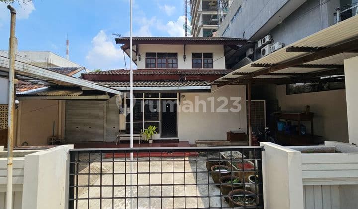 Jual Rumah Strategis Di Erlangga Dekat Jalan Ahmad Yani Dan Undip